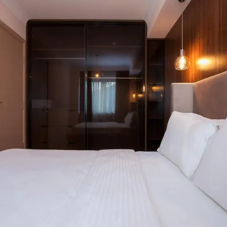 Sky View Apartment